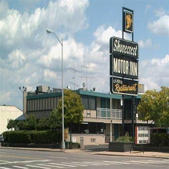 Shorecrest Motor Inn Detroit Bagian luar foto