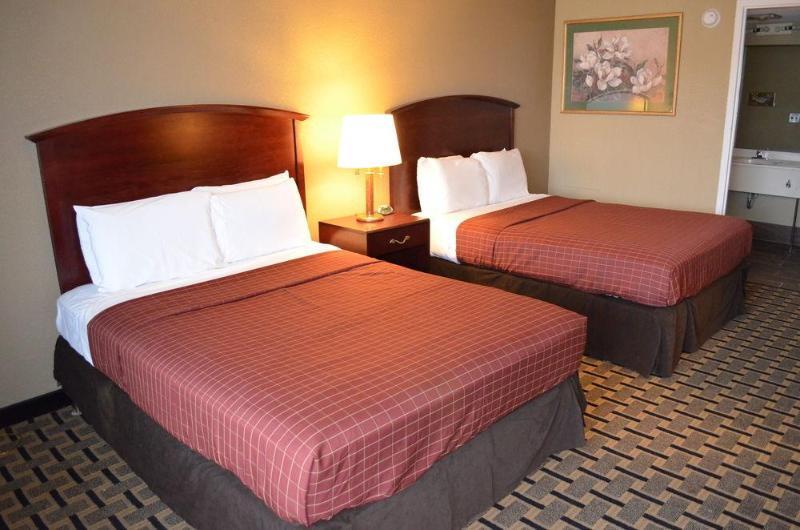 Shorecrest Motor Inn Detroit Bagian luar foto